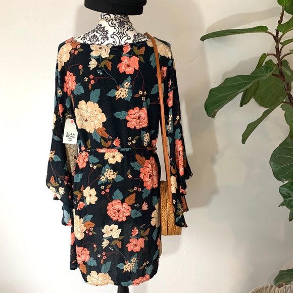 π₯π₯BILLABONG - FLORAL LOVE LONG SLEEVE DRESSπ₯π₯ - Picture 8 of 8